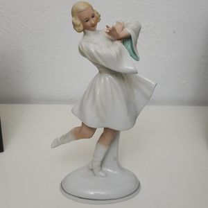 Schaubach Kunst German Antique Dancer Figurine